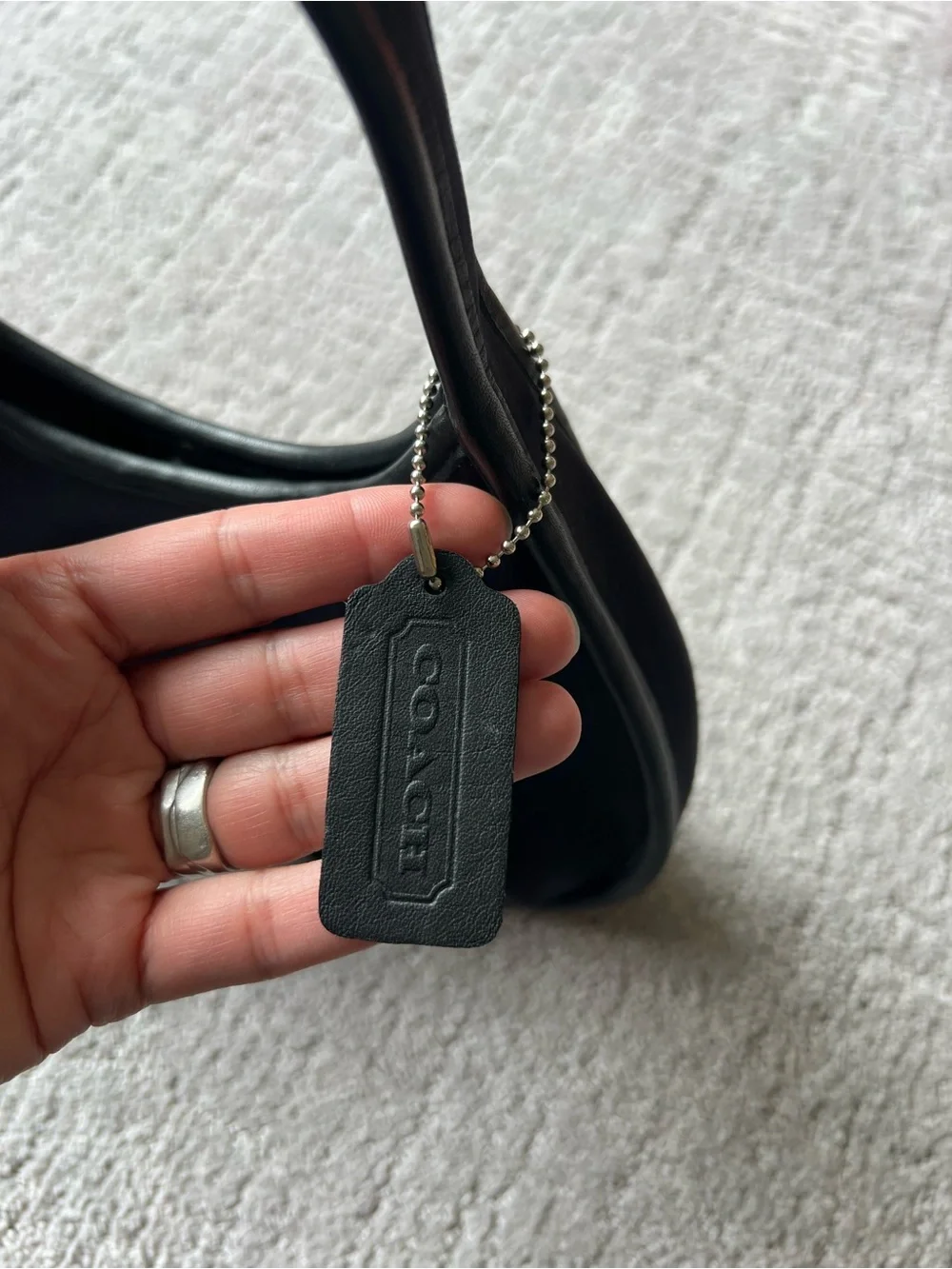 Coach excellent produced